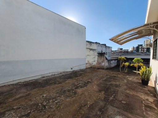Imóvel Comercial de 80m² no bairro Centro, em Passos | Eu Corretor
