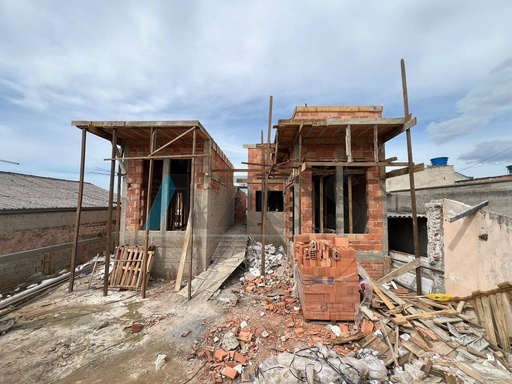 Casa de 3 quartos, 65m² no bairro Maracanã, em Colombo | Eu Corretor