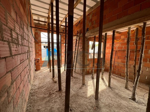 Casa de 3 quartos, 65m² no bairro Maracanã, em Colombo | Eu Corretor