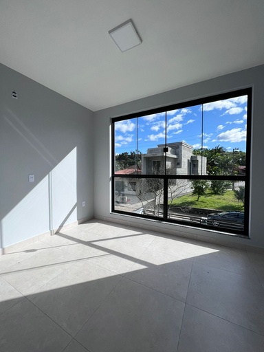 Casa de 3 quartos, 90m² no bairro Centro , em Guabiruba | Eu Corretor