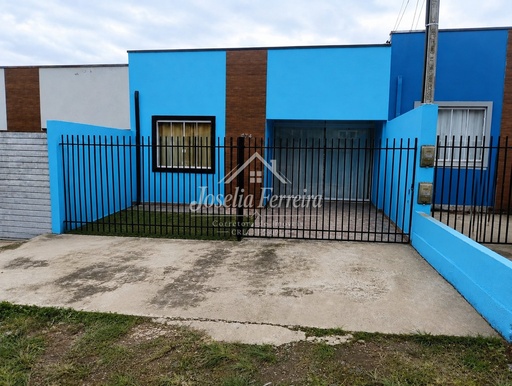 Casa de 2 quartos, 61m² no bairro Uvaranas, em Ponta Grossa | Eu Corretor