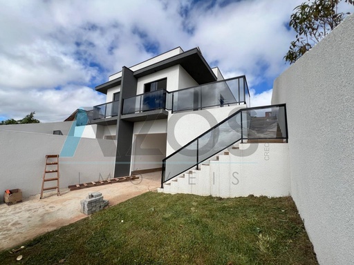 Casa de 3 quartos, 225m² no bairro Santa Terezinha, em Colombo | Eu Corretor