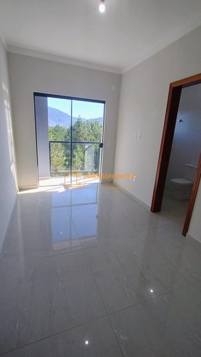 Sobrado de 2 quartos, 81m² no bairro Potecas, em São José | Eu Corretor