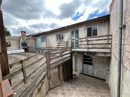Casa de 3 quartos, 402m² no bairro Guarani, em Colombo | Eu Corretor