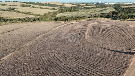 Fazenda/Sítios/Chácaras de 1120000m² no bairro Sítio Bonagúrio, em Capivari | Eu Corretor