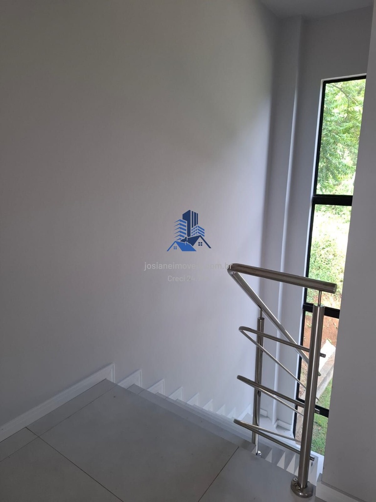 image_re_12079476.jpg