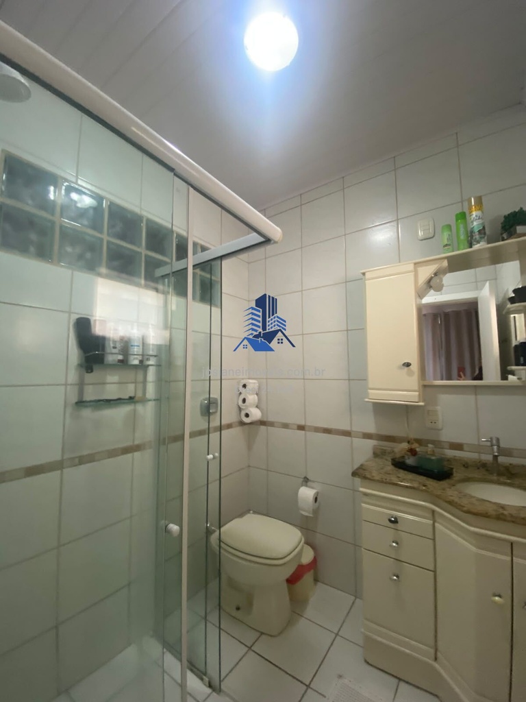 image_re_12079945.jpg