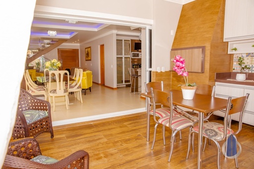 Casa de 3 quartos, 211m² no bairro Glória, em Santa Rosa | Eu Corretor