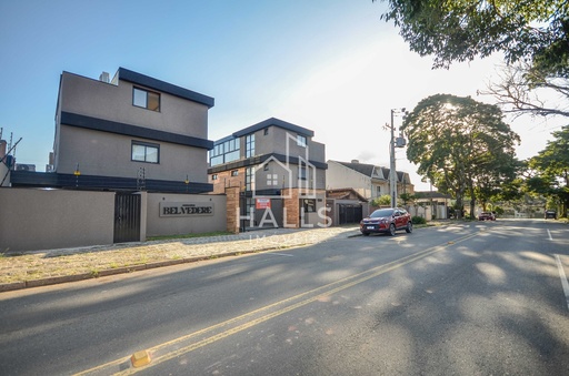 Sobrado de 3 quartos, 177m² no bairro Mercês, em Curitiba | Eu Corretor