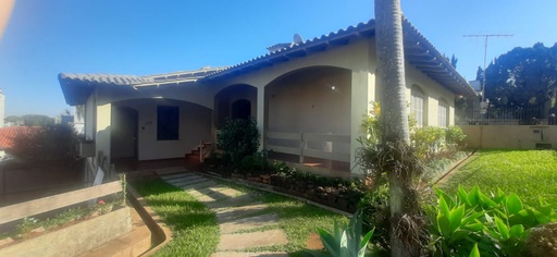 Casa de 3 quartos, 499m² no bairro Centro, em Santa Rosa | Eu Corretor