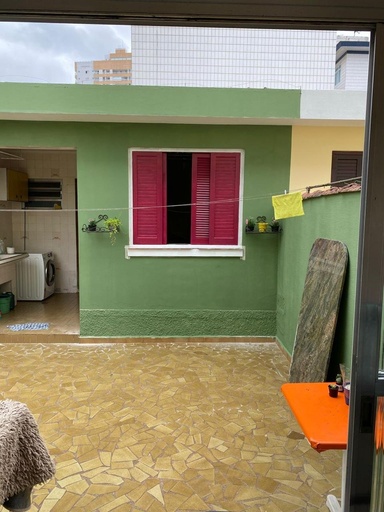 Casa de 3 quartos, no bairro Vila Valença, em São Vicente | Eu Corretor