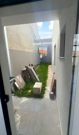 Casa de 2 quartos, no bairro Cará-Cará, em Ponta Grossa | Eu Corretor