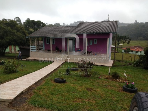 Fazenda/Sítios/Chácaras de 3 quartos, 143m² no bairro Índios, em Lages | Eu Corretor