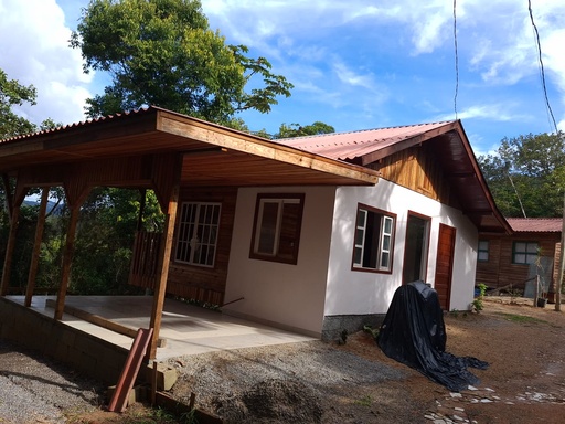 Casa de 2 quartos, no bairro Moura, em Canelinha | Eu Corretor