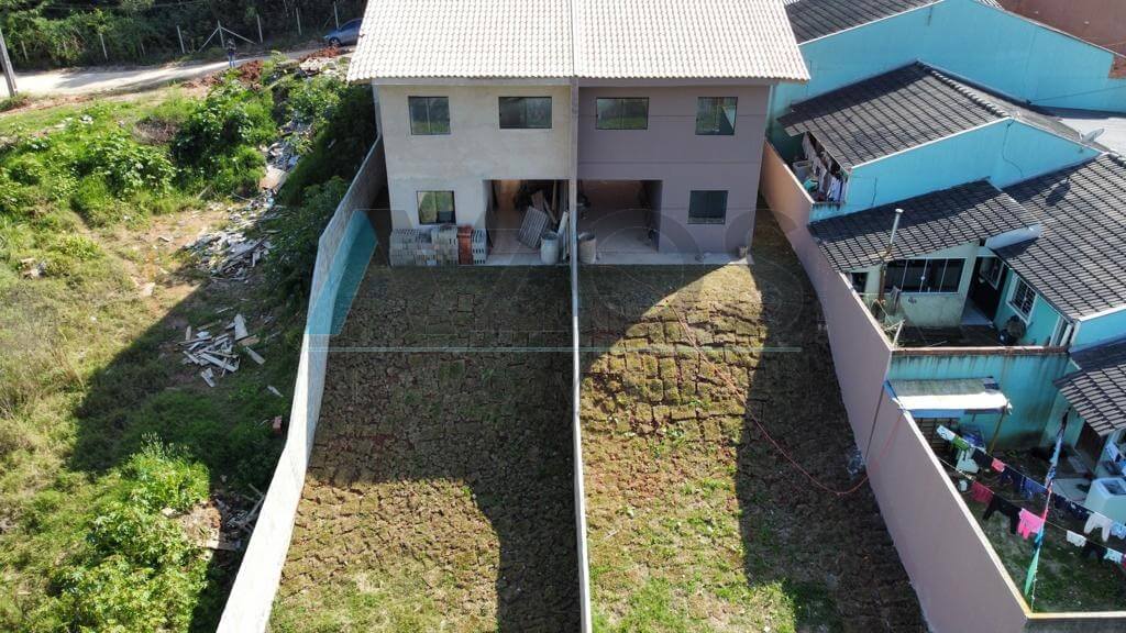 sobrados-venda-em-colombo-com-03-dormitórios-vaga-de-garagem (5).jpg