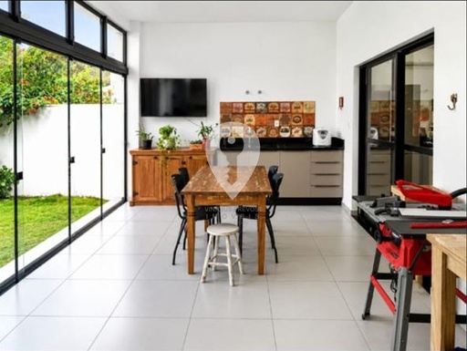 Casa de 3 quartos, no bairro Campeche, em Florianópolis | Eu Corretor