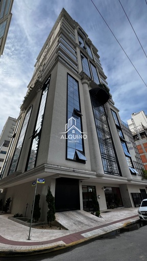 Apartamento de 4 quartos, 200m² no bairro MEIA PRAIA, em Itapema | Eu Corretor