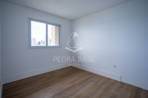 Apartamento de 4 quartos, no bairro Centro, em Itapema | Eu Corretor