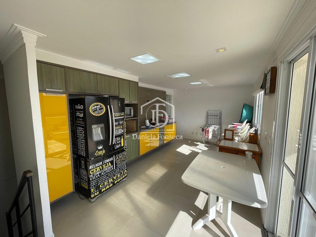a1fe4bd3-3285-4aed-865d-eff5bd0ccb20.jpg