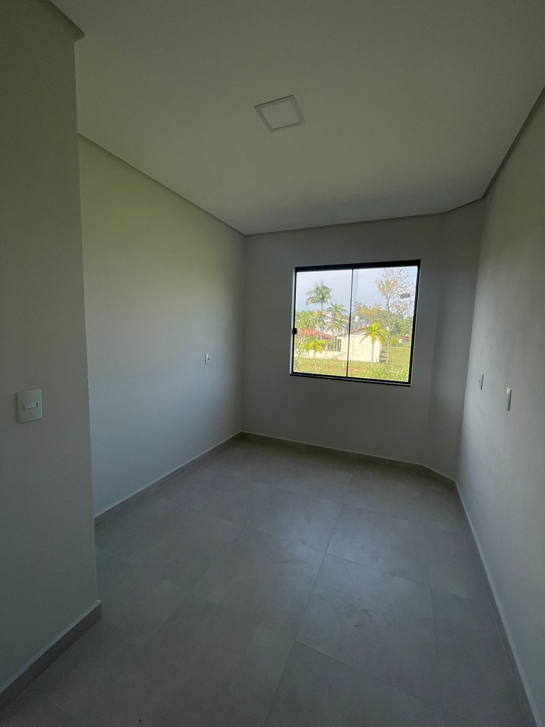 d95f27ce-ed3d-4b94-aa66-3da0f727dff4.jpg