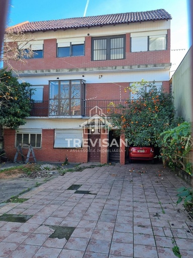 Edifício Residencial de 9 quartos, 650m² no bairro Sarandi, em Porto Alegre | Eu Corretor