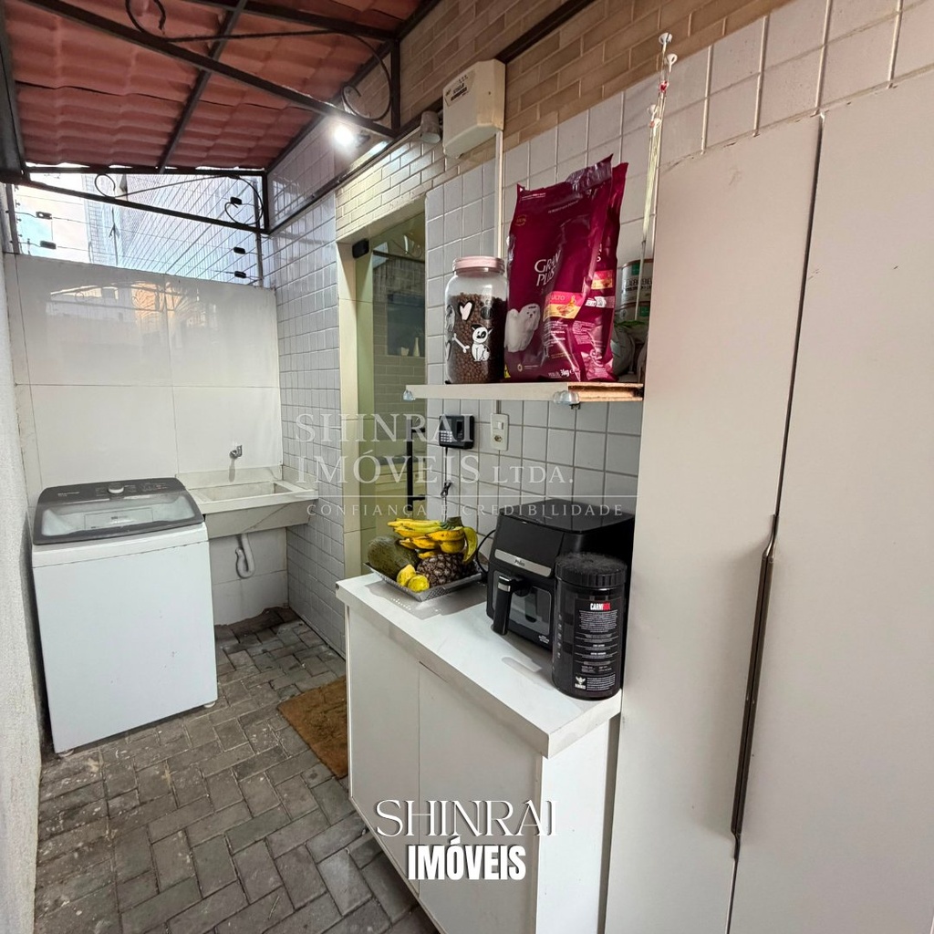Post instagram de imobiliária ousado preto - 12.png