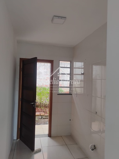 Casa de 2 quartos, 50m² no bairro Cará-Cará, em Ponta Grossa | Eu Corretor