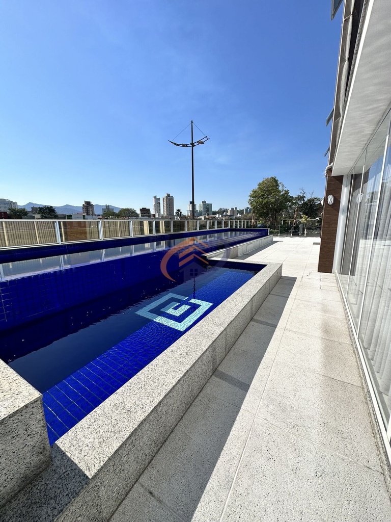 piscina.jpg