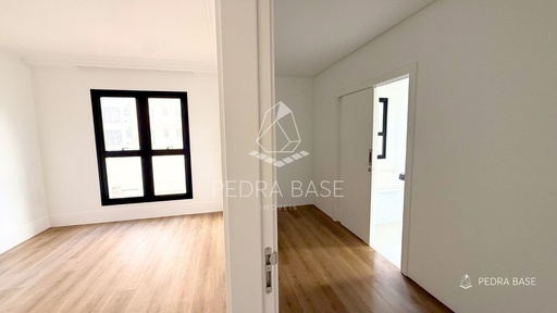 Apartamento de 4 quartos, no bairro Centro, em Itapema | Eu Corretor