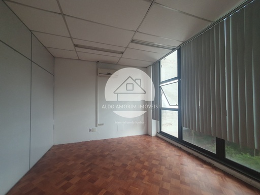 Sala Comercial de 273m² no bairro República, em São Paulo | Eu Corretor