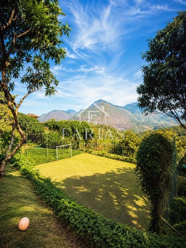 Casa de 4 quartos, 460m² no bairro Araras, em Petrópolis | Eu Corretor