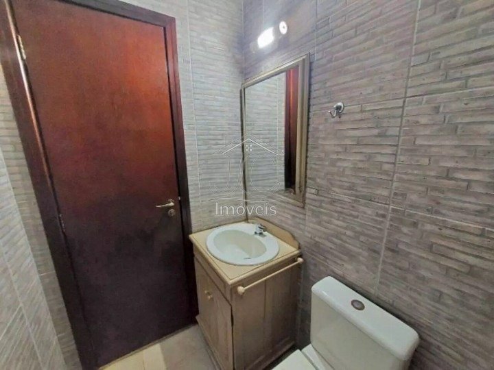 z6.jpg