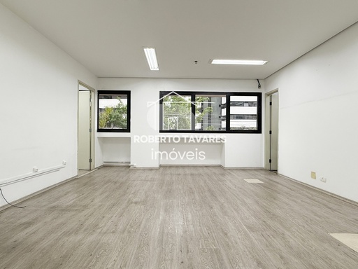 Prédio Inteiro de 1723m² no bairro Liberdade, em São Paulo | Eu Corretor