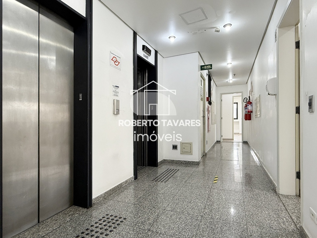 10 Andar Hall andar.JPG