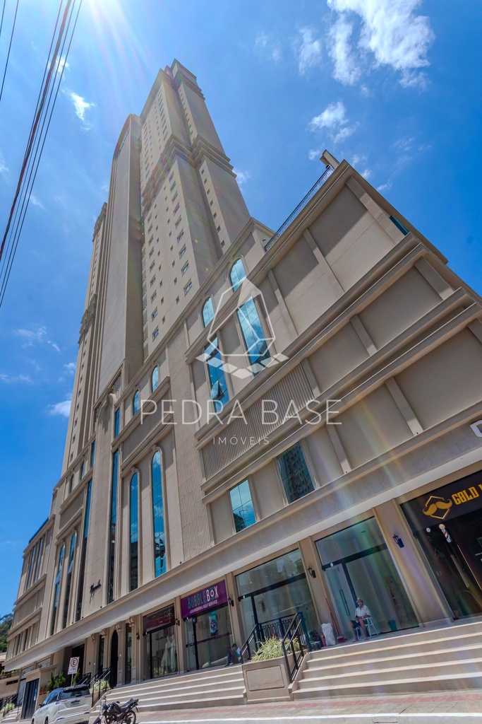 imovel-177324650469b19828d64d7.jpg
