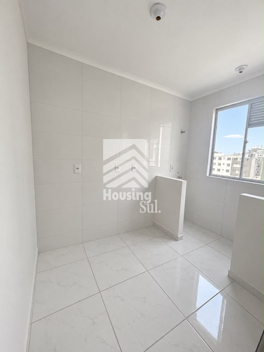 Apartamento de 2 quartos, no bairro Jardim Itaqui, em Campo Largo | Eu Corretor