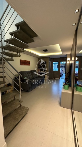 Sobrado de 2 quartos, 95m² no bairro Morretes, em Itapema | Eu Corretor