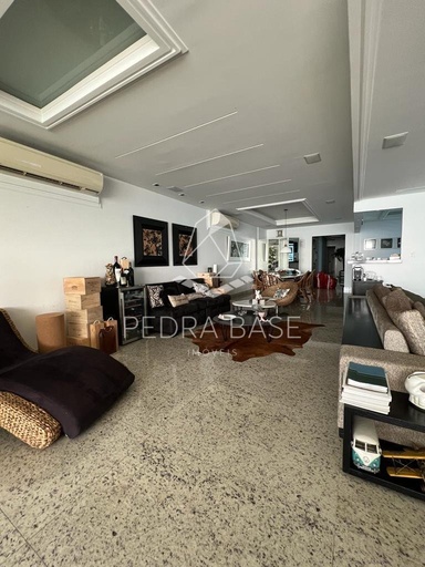 Apartamento de 4 quartos, 350m² no bairro Centro, em Itapema | Eu Corretor