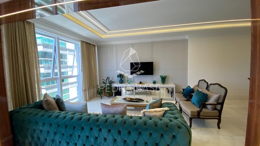 Apartamento de 4 quartos, 196m² no bairro Meia Praia, em Itapema | Eu Corretor