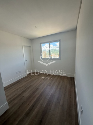 Apartamento de 4 quartos, 161m² no bairro Centro, em Itapema | Eu Corretor