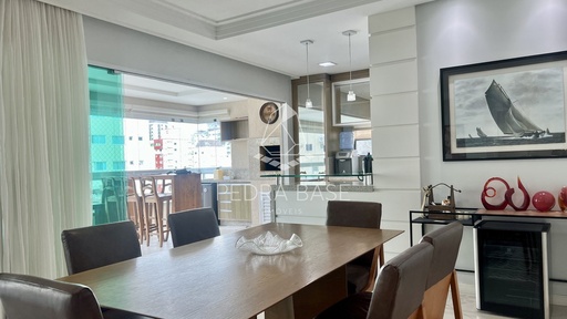 Apartamento de 4 quartos, 195m² no bairro Meia Praia, em Itapema | Eu Corretor