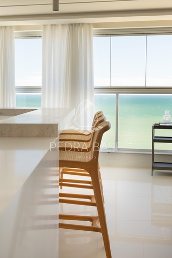 Apartamento de 4 quartos, 184m² no bairro Meia Praia, em Itapema | Eu Corretor