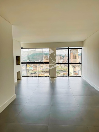 Apartamento de 3 quartos, 115m² no bairro Meia Praia, em Itapema | Eu Corretor