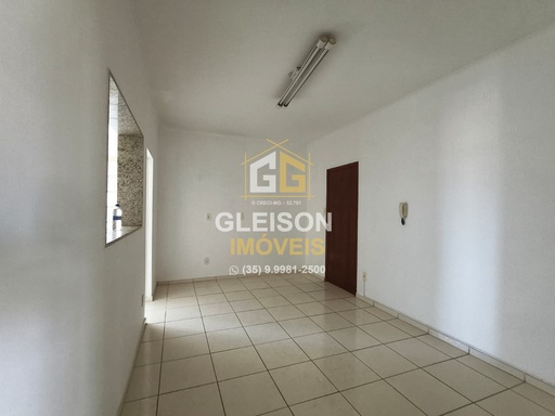 Apartamento de 3 quartos, no bairro Centro , em Passos | Eu Corretor