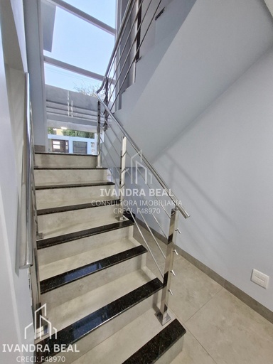 Sobrado de 3 quartos, 128m² no bairro Loteamento Sumaré, em Maringá | Eu Corretor