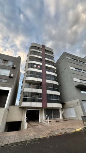 Apartamento de 2 quartos, no bairro Centro, em Lajeado | Eu Corretor