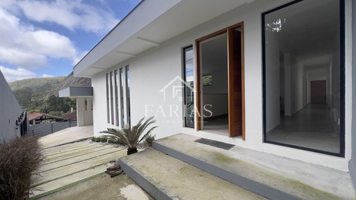 Casa de 4 quartos, no bairro Centro, em Petrópolis | Eu Corretor