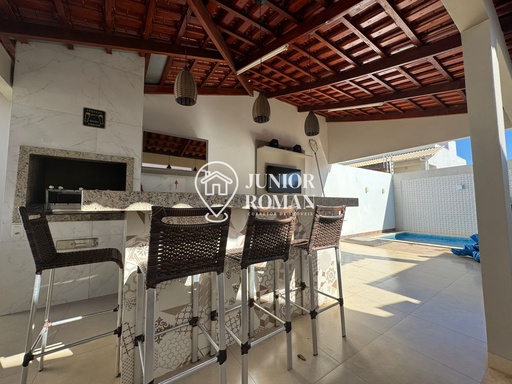 Sobrado de 3 quartos, 360m² no bairro Bandeirantes, em Barreiras | Eu Corretor