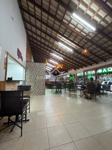Comercial no bairro itaguai 1, em Caldas Novas | Eu Corretor