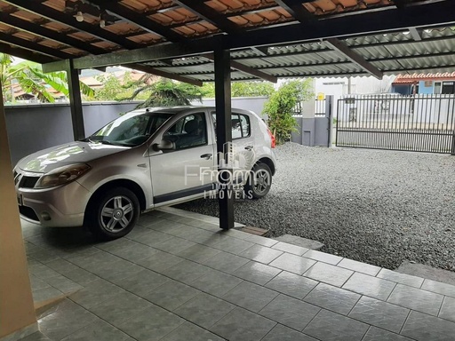 Casa de 3 quartos, 125m² no bairro Centro, em Penha | Eu Corretor